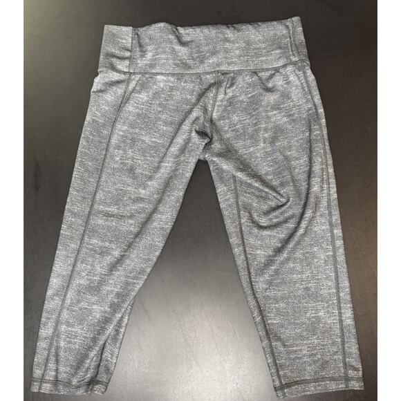 Adidas Capri Size Large Gray Climalite Wide Band Workout Athletic Leggings - Picture 2 of 9